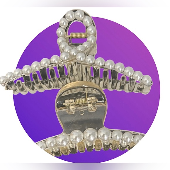 Set 2 Hair Clips Faux Pearl New in Pkg - Picture 5 of 7